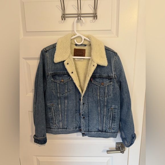 Levi’s Original Trucker Sherpa Jacket - Picture 2 of 9